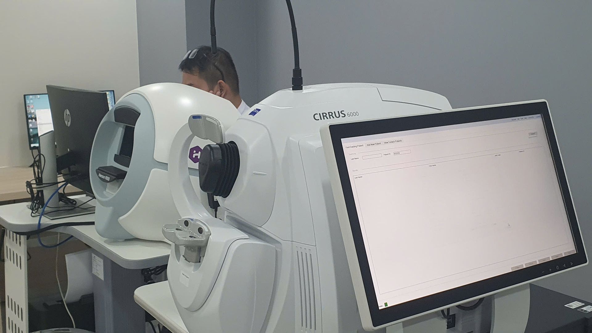 các thiết bị nhãn khoa